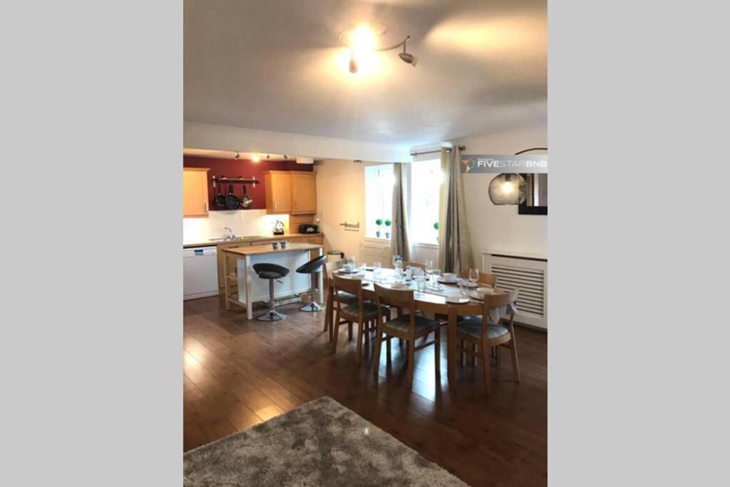 Waterfront Living In Leith With Free Parking! Daire Edinburgh Dış mekan fotoğraf
